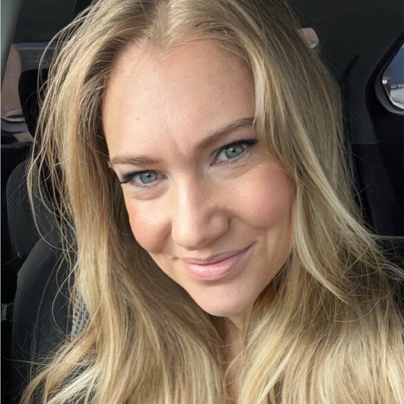 Meet your Posher, Molly - Picture 1 of 1